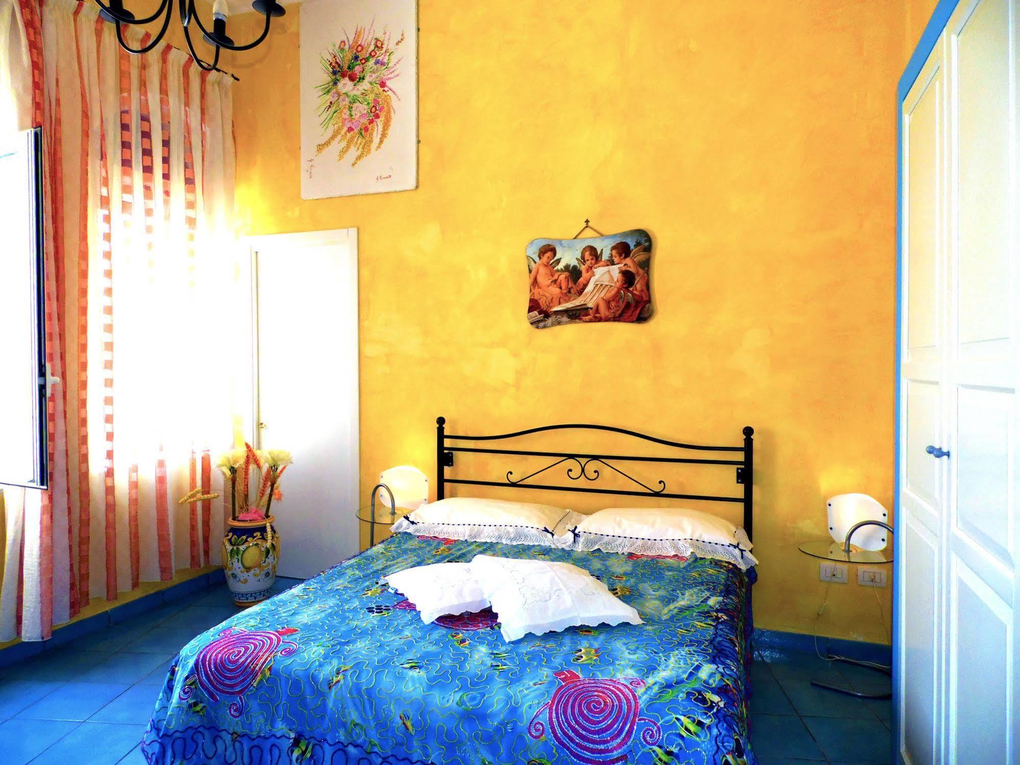 Bed and Breakfast Dimora Carlo III Vietri Exterior foto